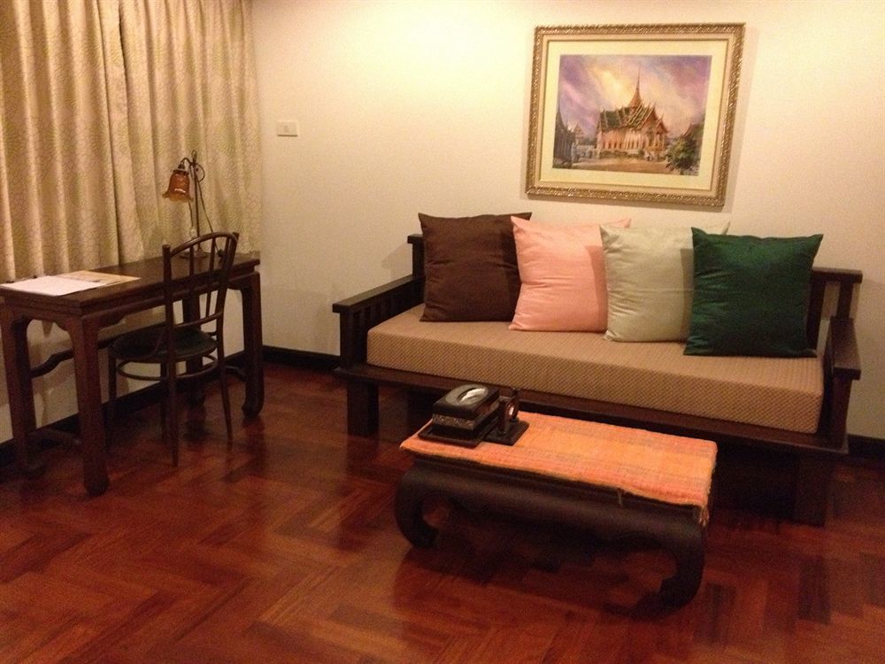 Cucumber Inn Suite Pattaya Eksteriør billede