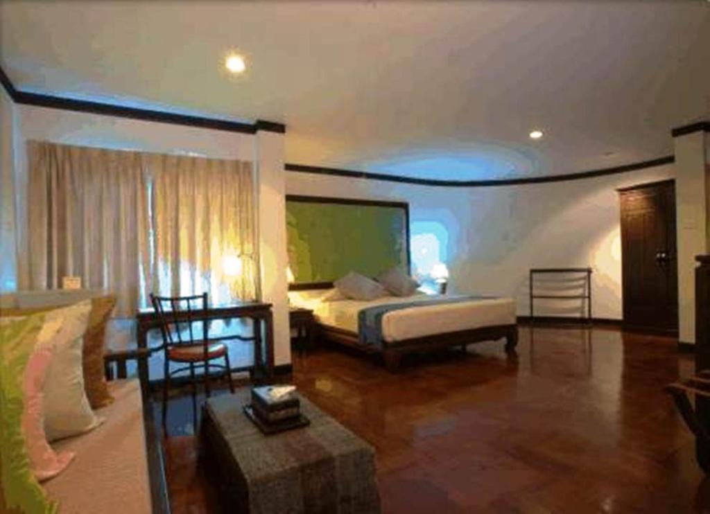 Cucumber Inn Suite Pattaya Værelse billede