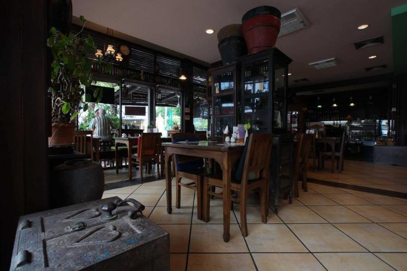 Cucumber Inn Suite Pattaya Eksteriør billede